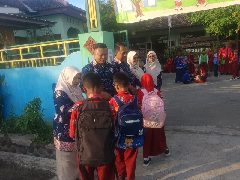 Kegiatan Rutin Pagi